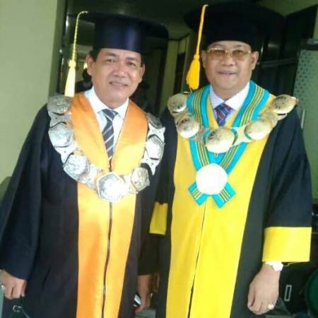 FISIP UR Raih Penghargaan Kinerja Terbaik I PTN 2018, Syafri Harto: Diharapkan Jadi Pemacu Kinerja